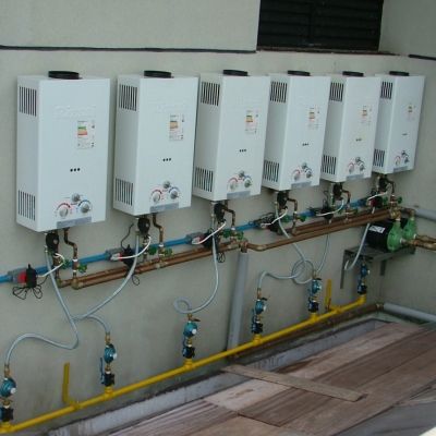 Sistema auxiliar de aquecimento a gás predial